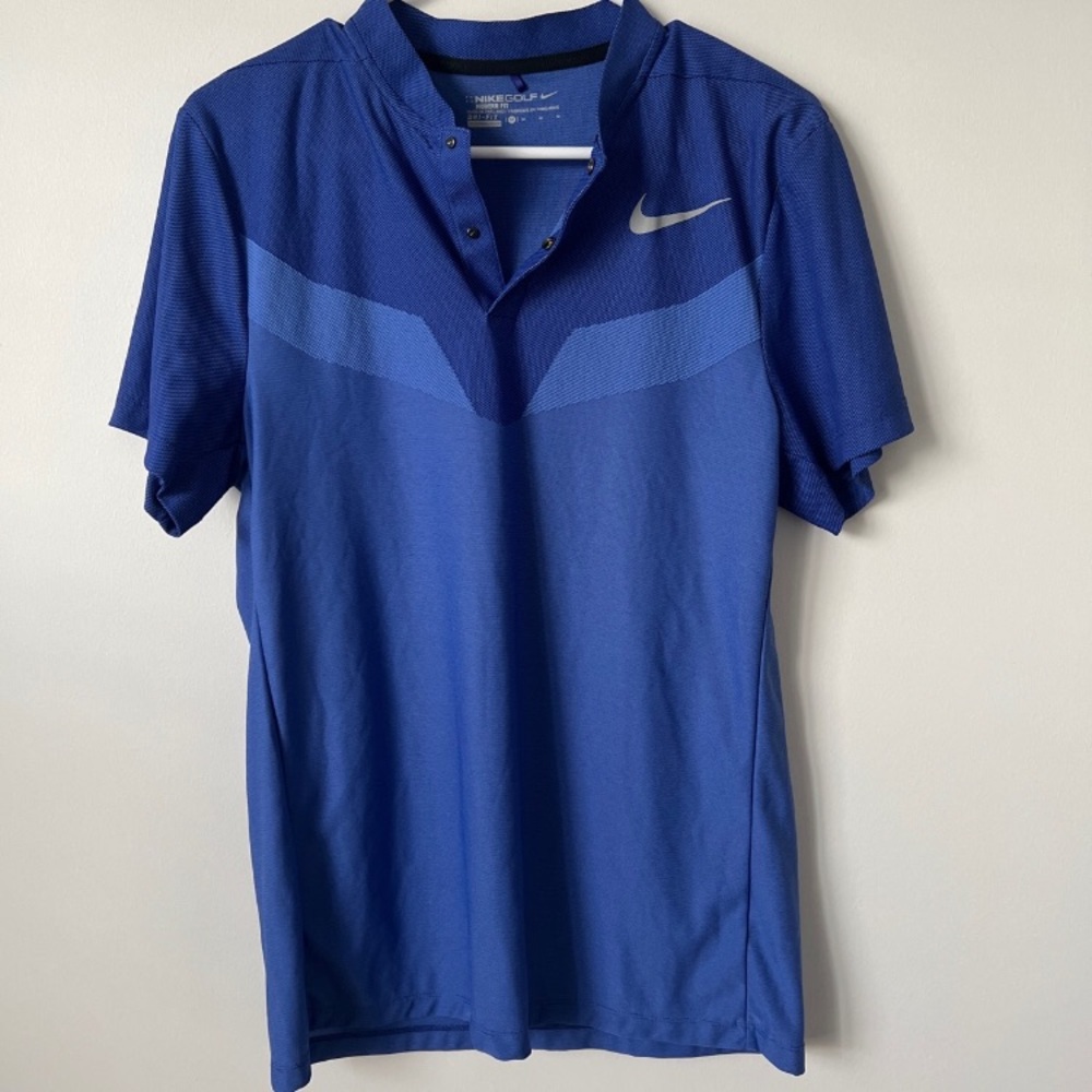 Nike Athletic Golf Shirt